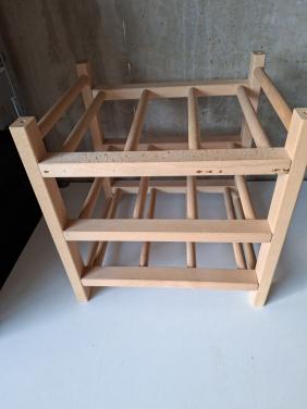 Te koop houten wijnrekje