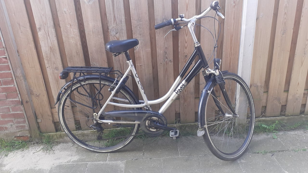 Damesfiets *** MONTEGO *** en RIVEL en BATAVUS & Beach-Cruiser