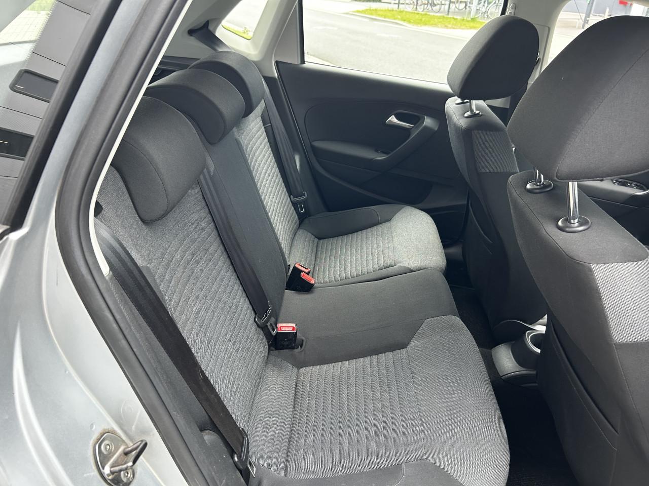 Volkswagen Polo 1.4-16V Comfortline/APK/AIRCO/BLUETOOTH/NAVI