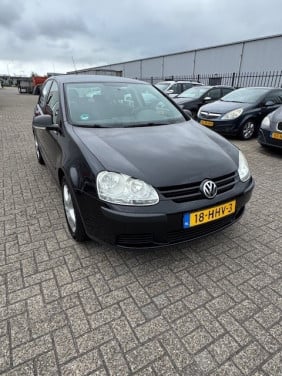 Volkswagen Golf 1.6 fsi trendline