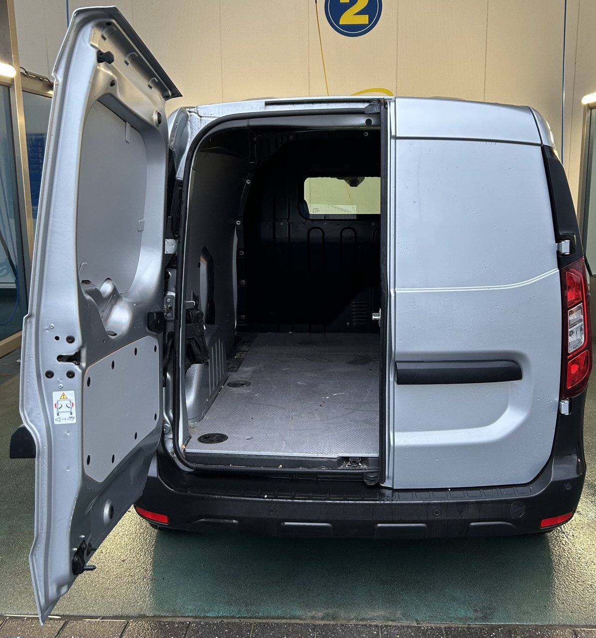 Renault Express met weinig km!