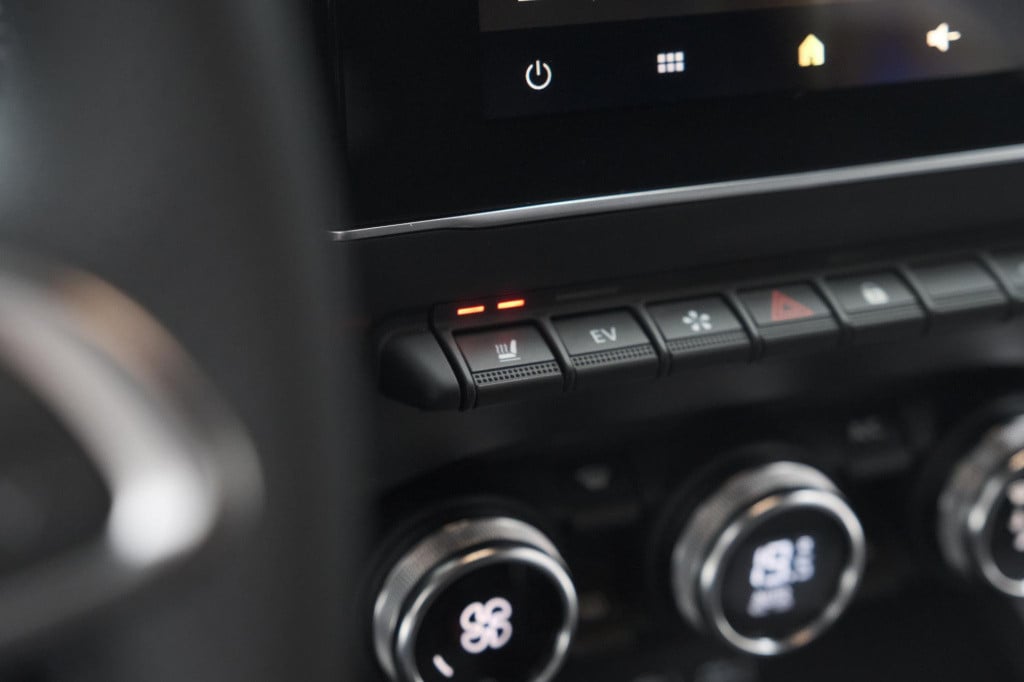 Renault Clio 1.6 e-tech full hybrid 145 techno | 360 camera | bose audio | 