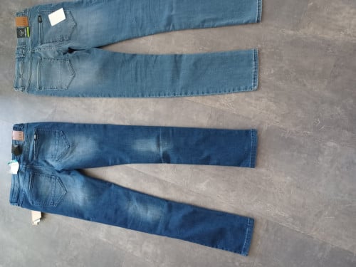 2 Nieuwe Jongens spijkerbroeken