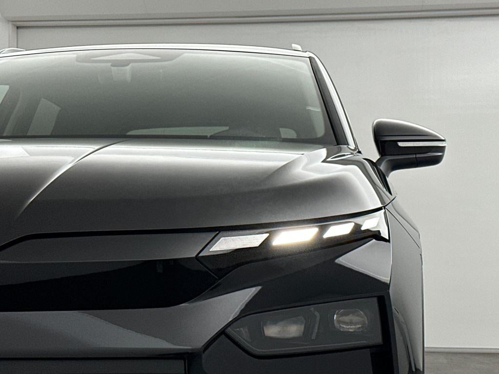 Skoda Elroq business edition elektromotor 210 kw / 286 pk suv