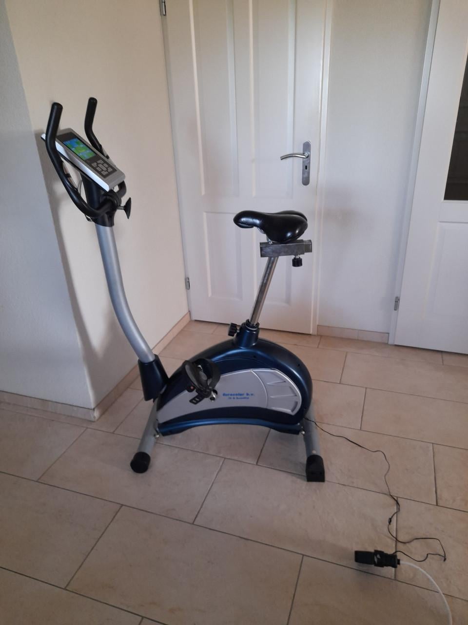 Hometrainer (in goede werkende staat)