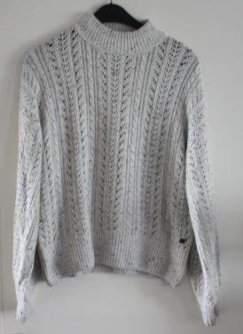 Wit gemeleerde trui  gebreide maat m