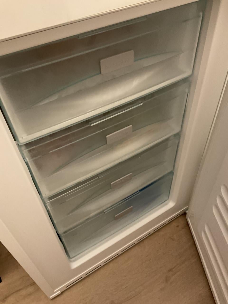 Miele vriezer (tafelmodel) F 12020 S