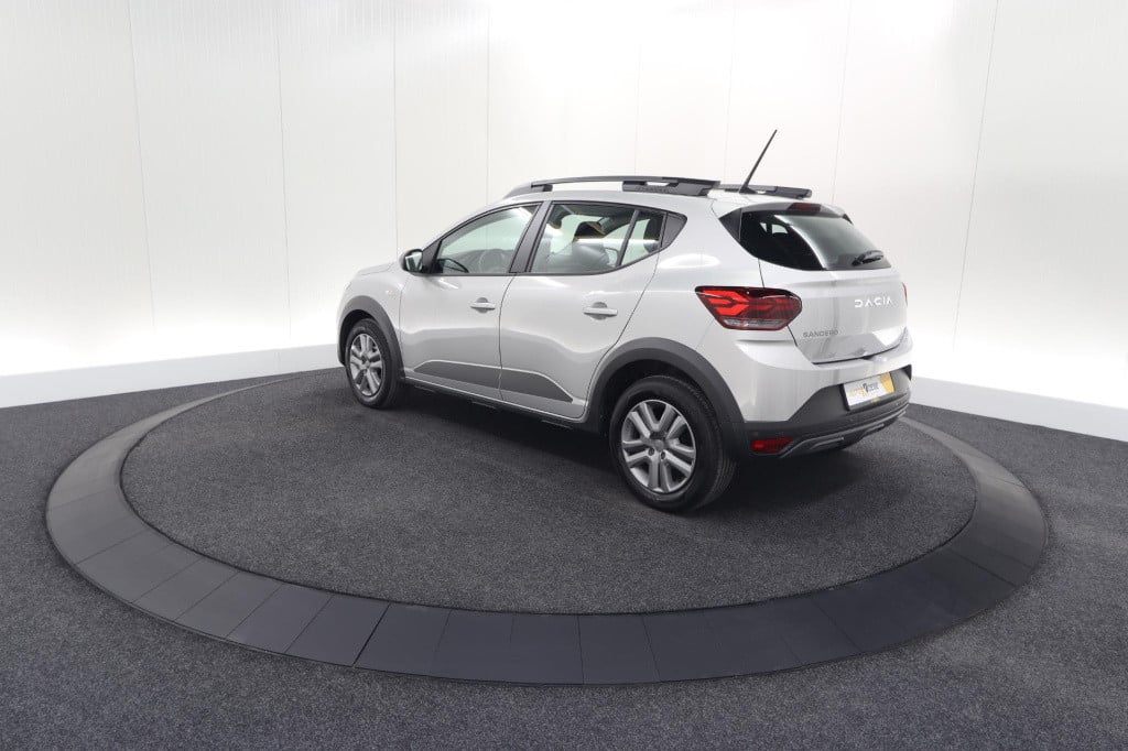 Dacia Sandero Stepway tce 90 expression | camera | dodehoekdetectie | navig