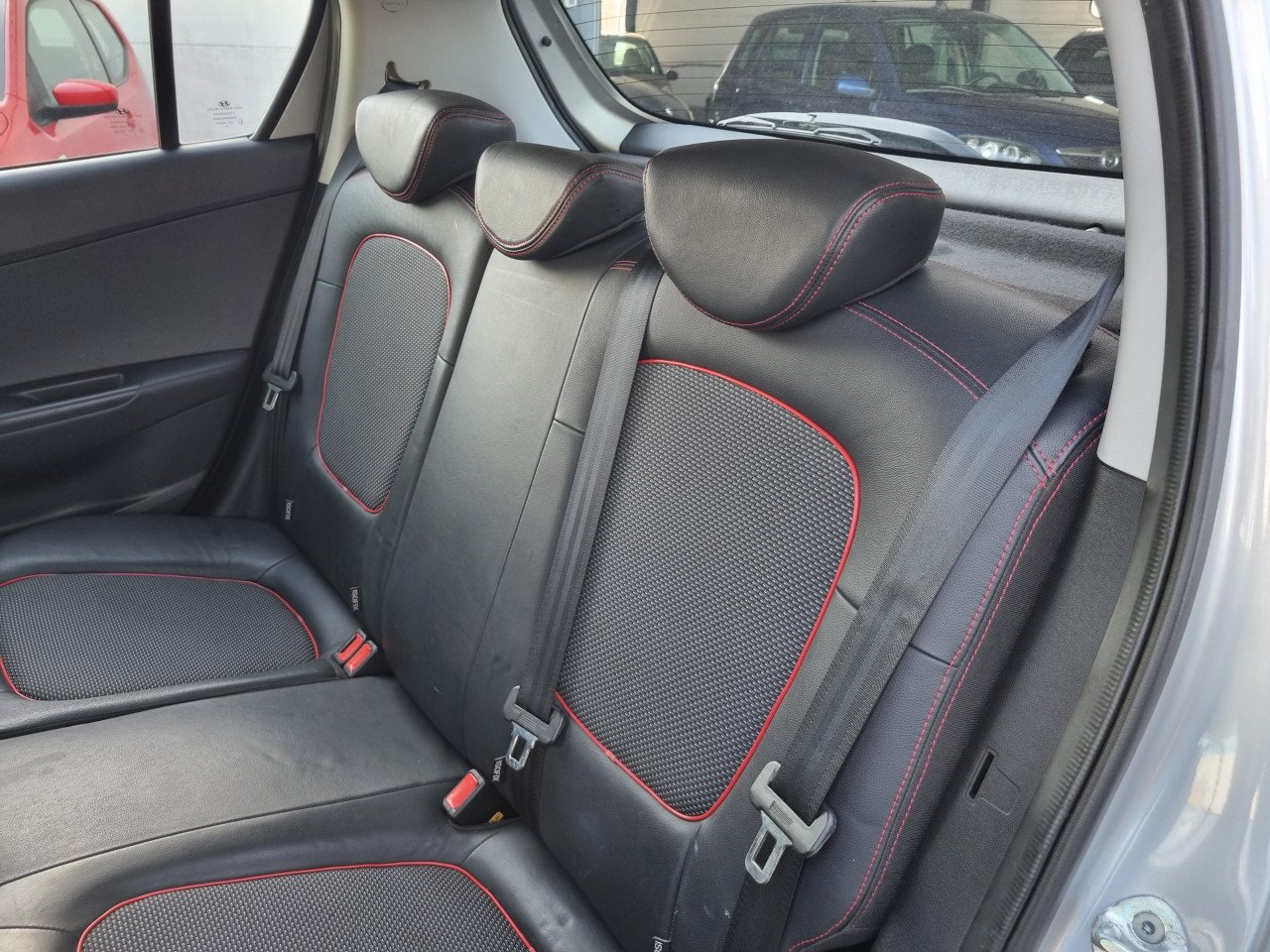 Hyundai i20 1.6i i-Catcher | 2e Eigenaar!