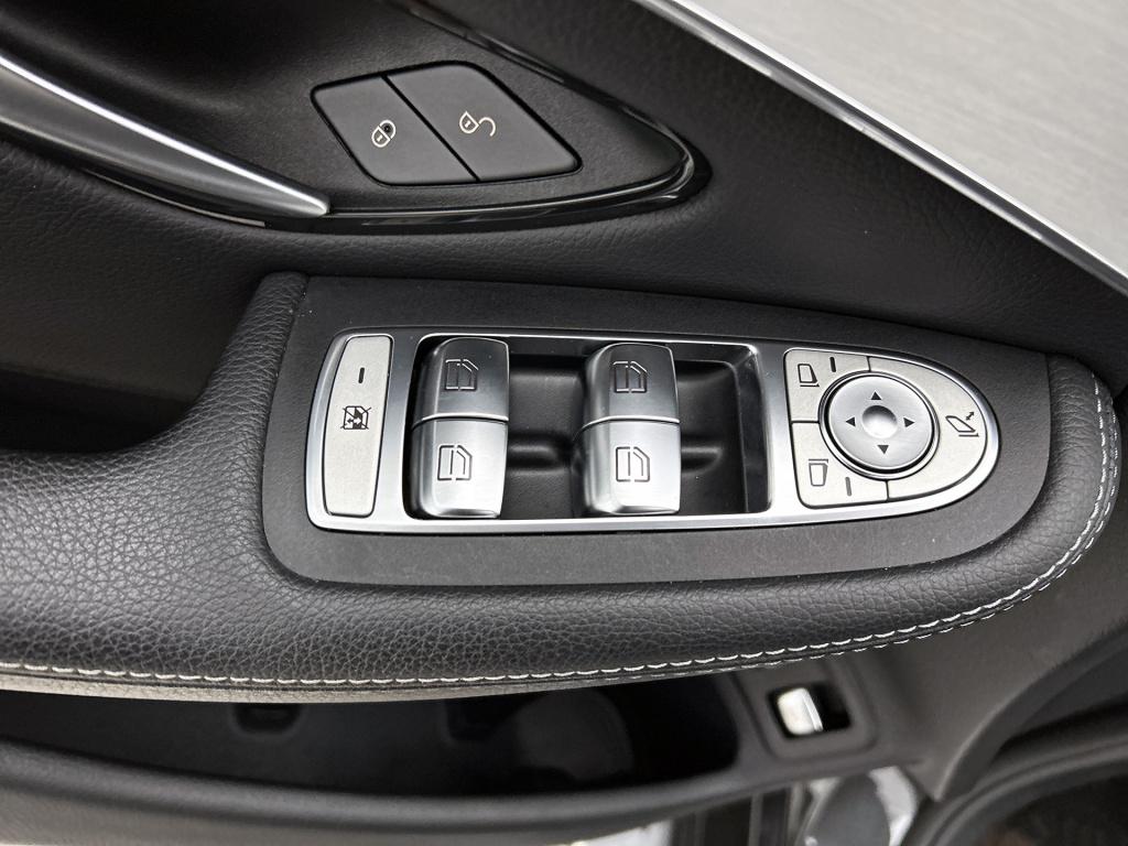 Mercedes-Benz Glc 300 e 4matic business solution amg amg line | night pakke