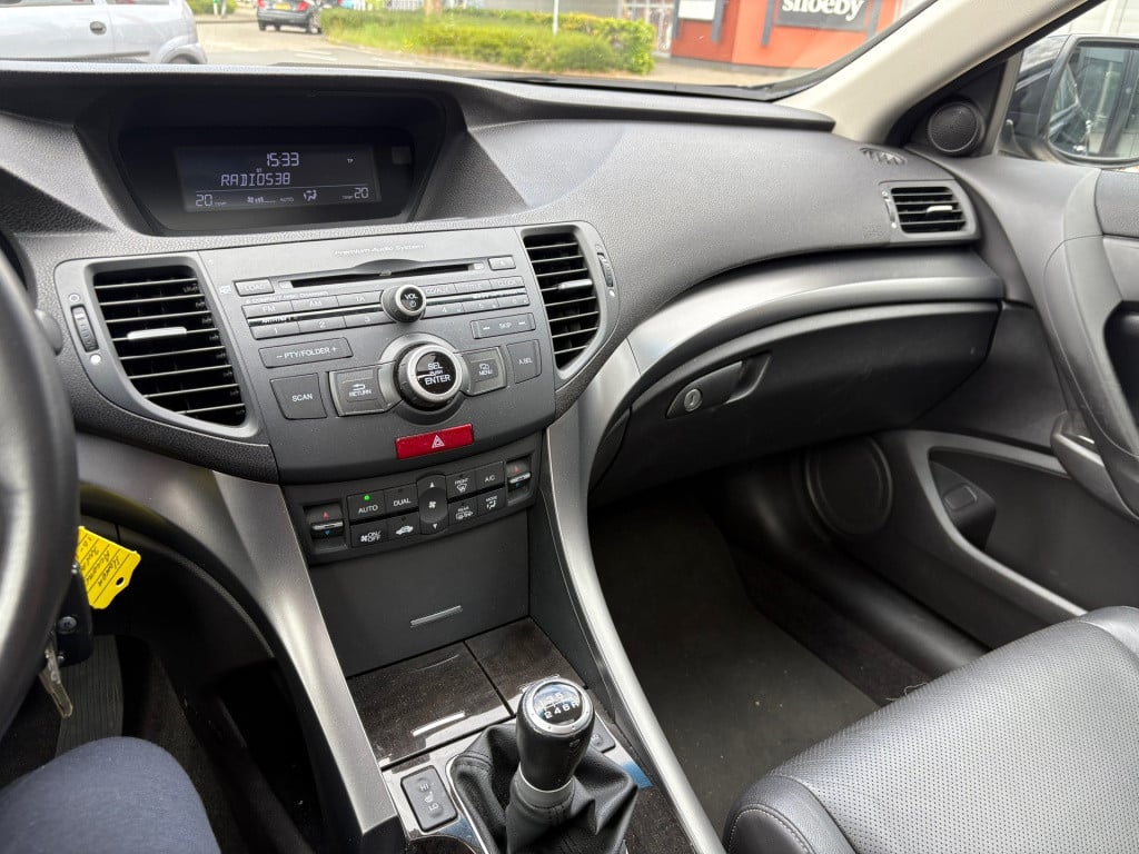 Honda Accord 2.0 executive