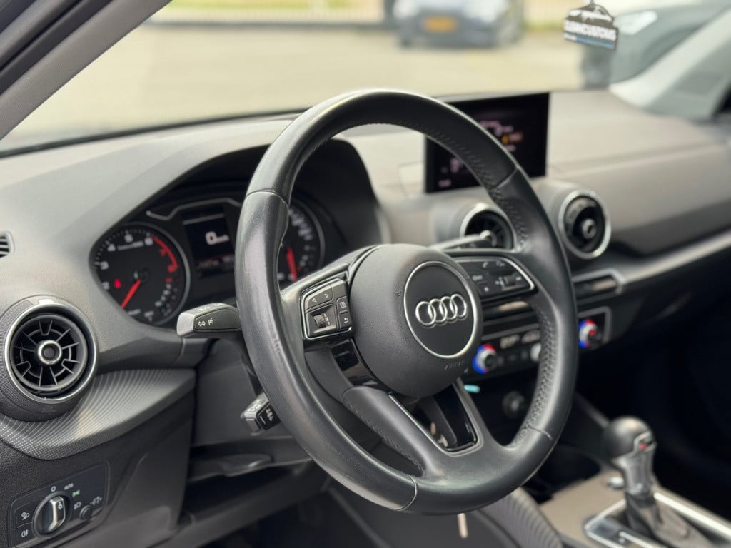 Audi Q2 1.4 tfsi cod * carplay * sfeerverlichting * stoelverwarming