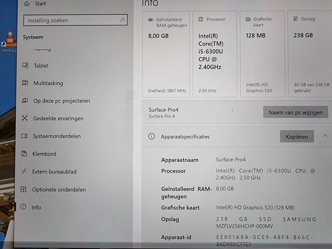 Surface Pro4-12,3-2,4 GHz-Intel Core i5 - 8GB ram 238GB SSD