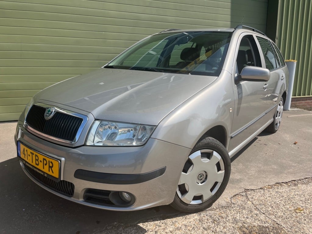Skoda Fabia 1.4 - 16v spirit+