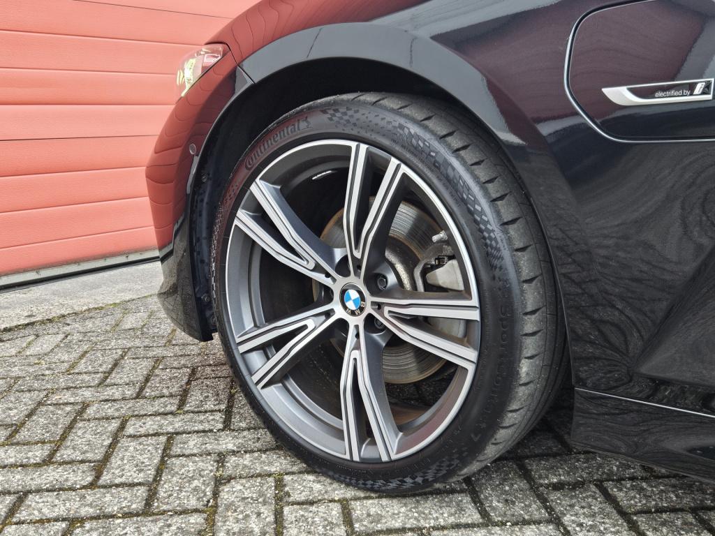 BMW 3-serie touring 330e m-sport | acc | carplay | camera