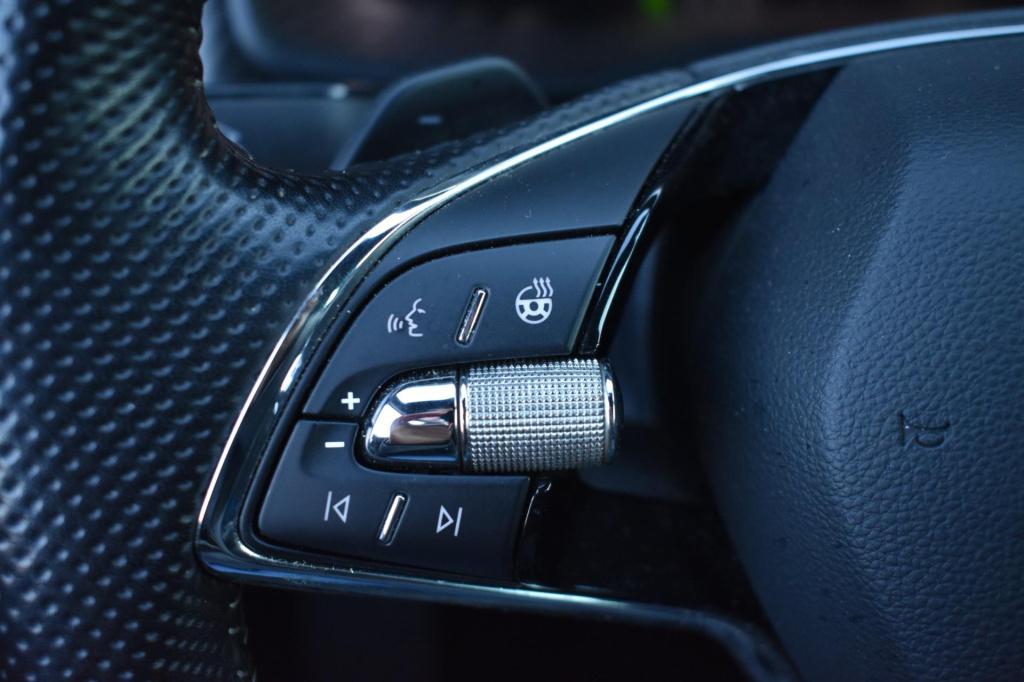 Skoda Kodiaq 1.5 tsi sportline | mj22 | trekhaak | canton | camera | adapti