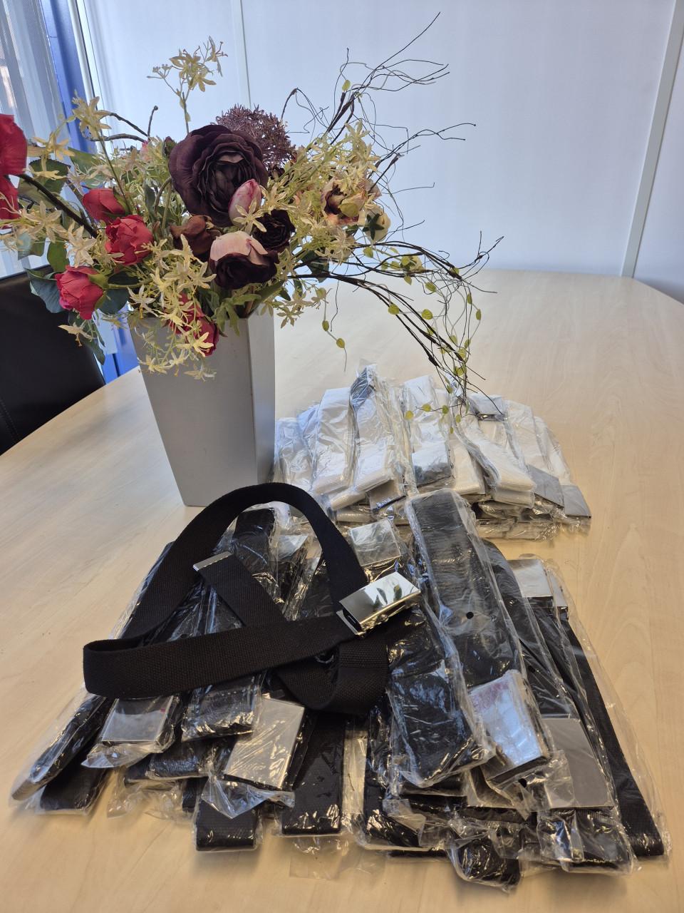 Partij van 20 stoffen riemen - nieuw