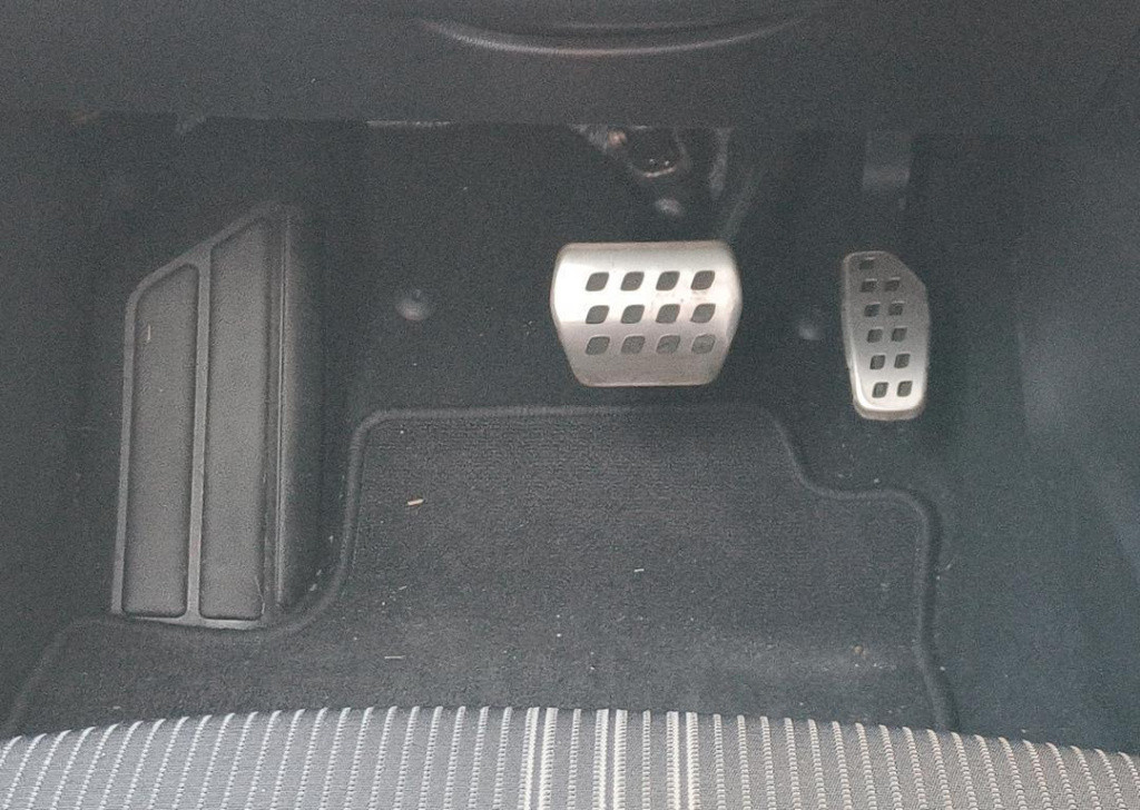Renault Clio 1.6 e-tech hybrid 145 e-tech engineered