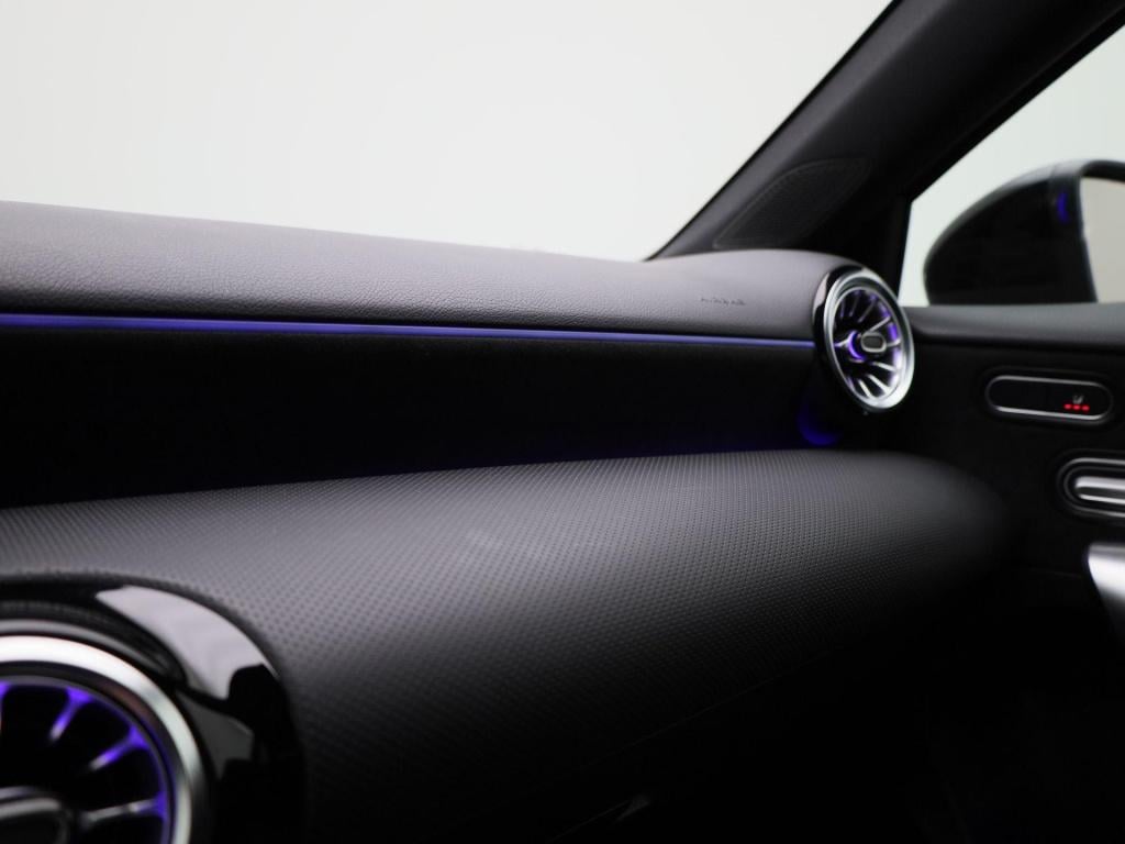 Mercedes-Benz A-Klasse 250 e business line | amg-styling | automaat | panor