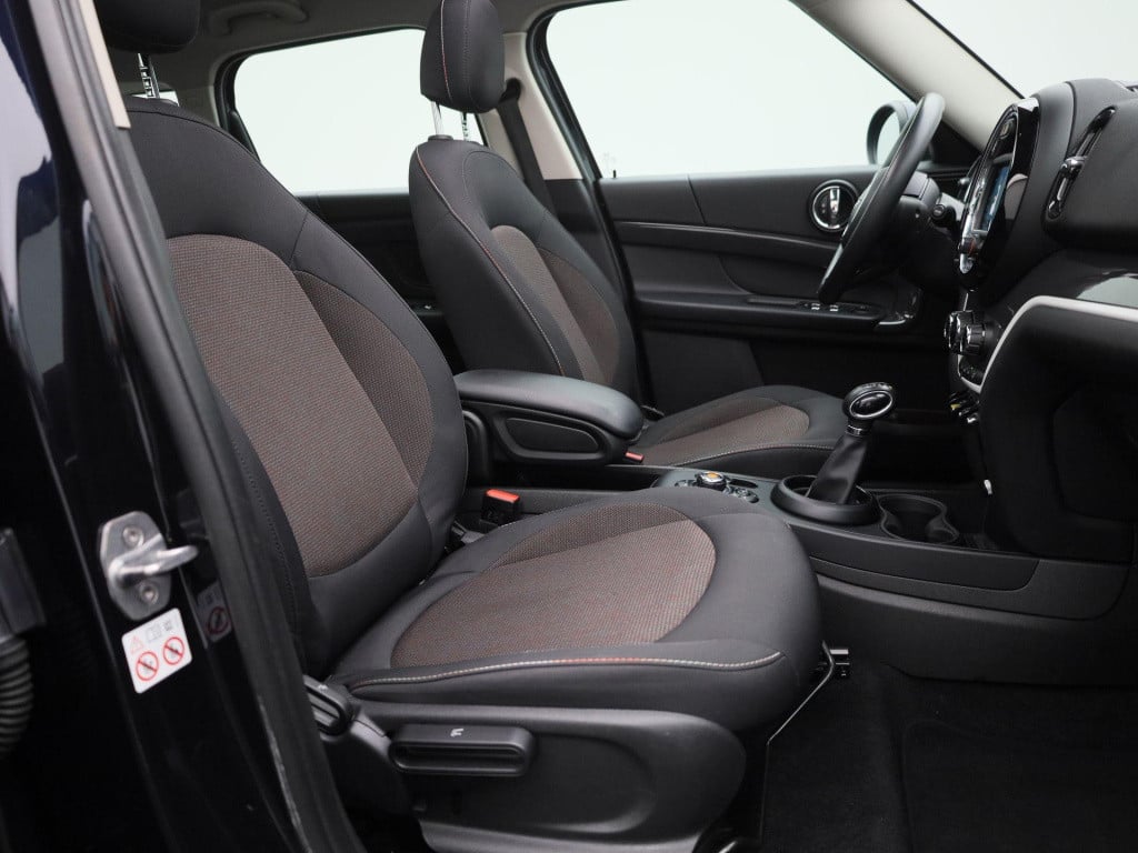 Mini Countryman 1.5 cooper all4 pepper | automaat | navigatie | panoramadak