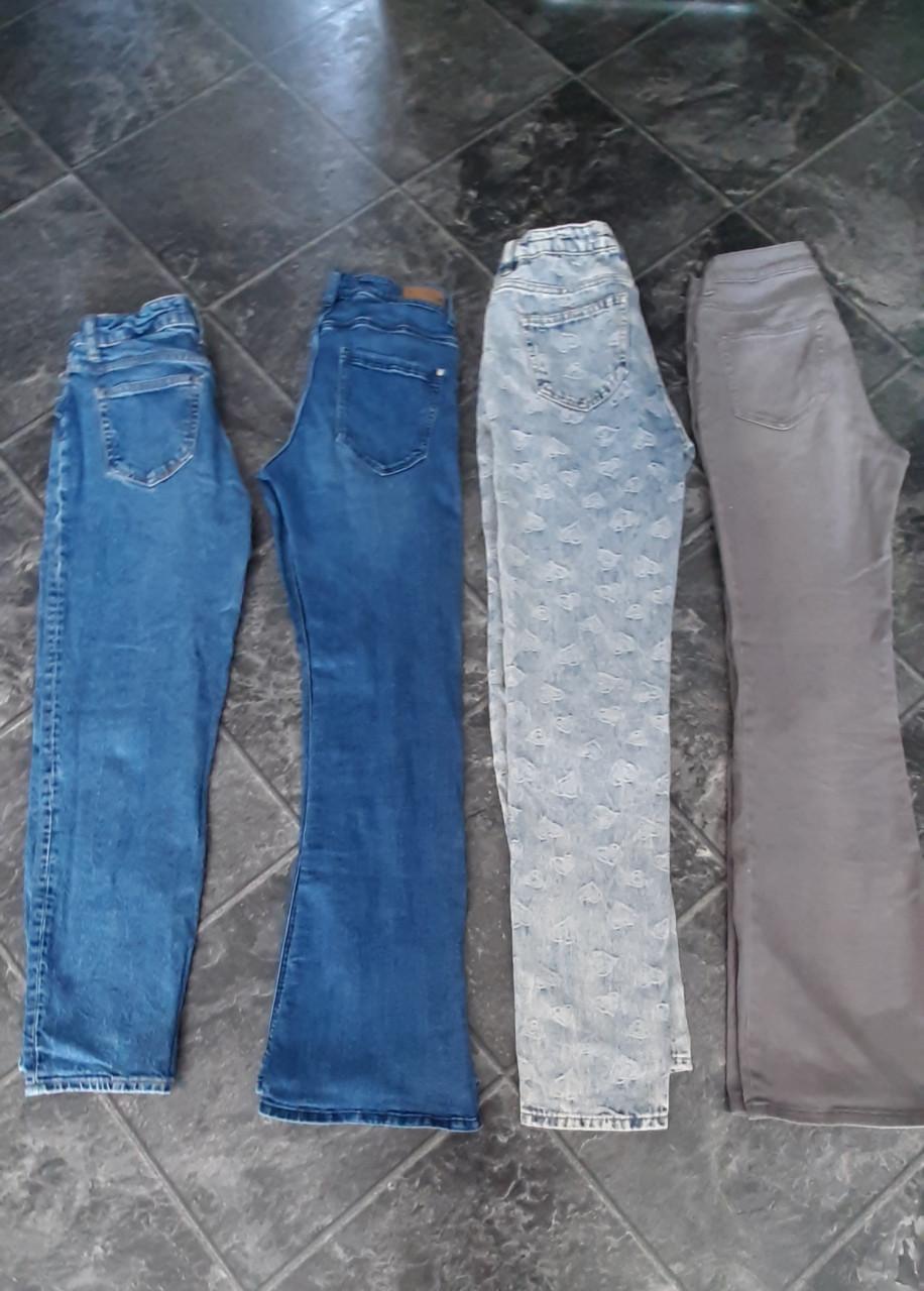 Pakket jonge dameskledimg