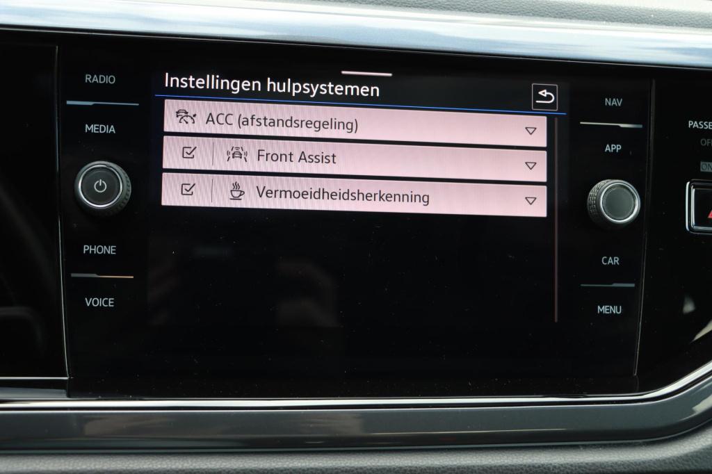 Volkswagen Polo 1.0 tsi highline business r 95pk