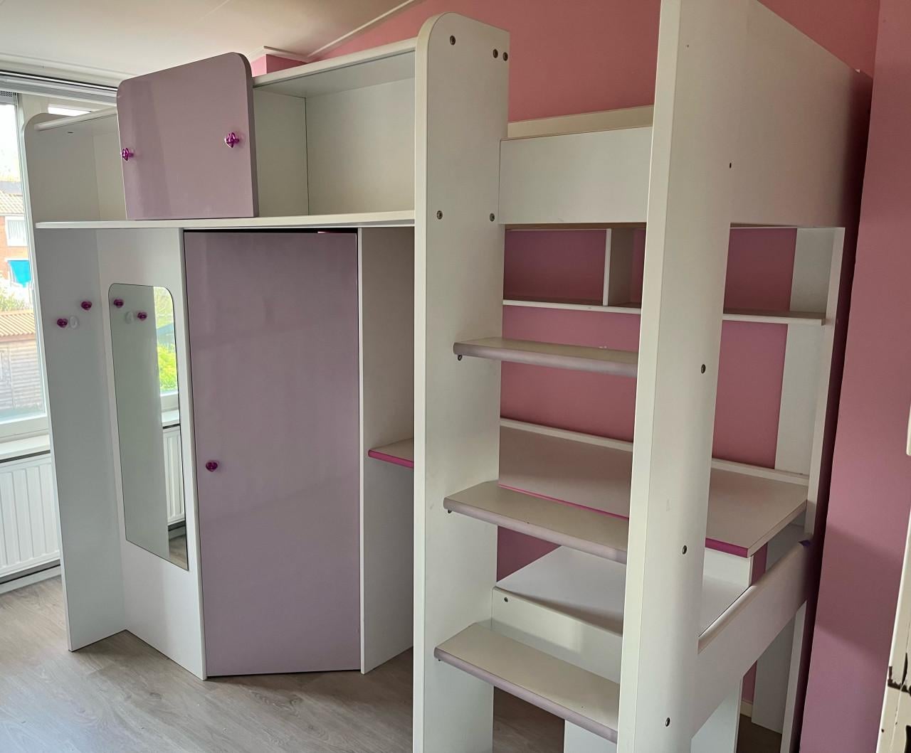 Hoogslaper met kast en bureau 90x200cm