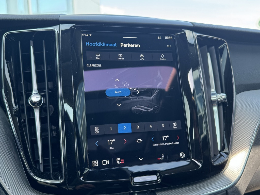 Volvo XC60 t6 398pk recharge plus dark| panodak| adap.cruise| trekhaak| 360