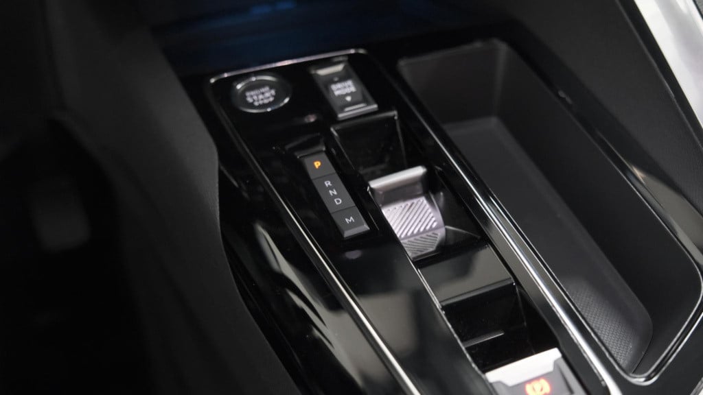 Peugeot 5008 puretech 130 eat8 allure pack business | 7 zitplaatsen | camer