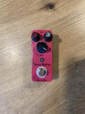 Analoog Echo pedaal