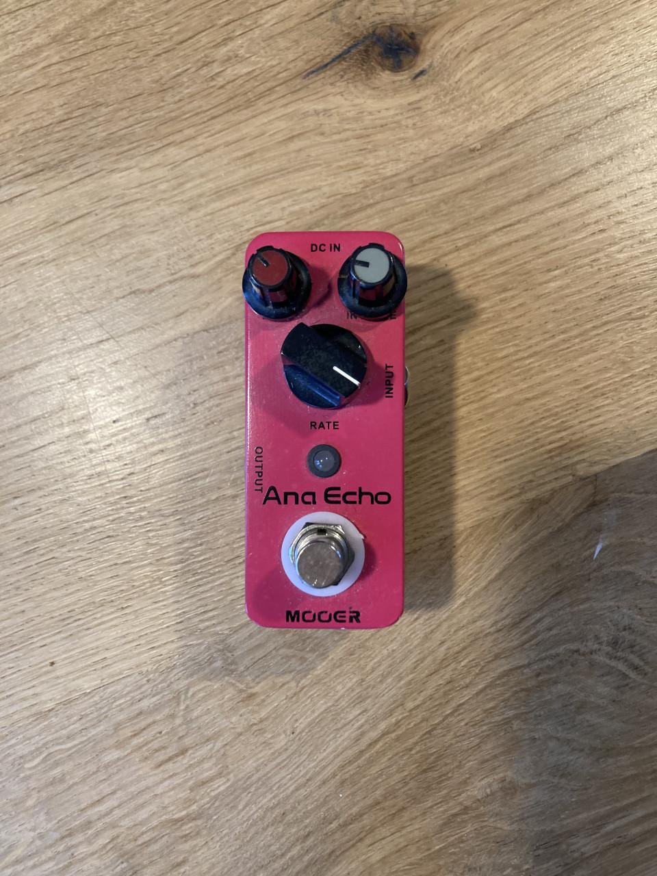 Analoog Echo pedaal