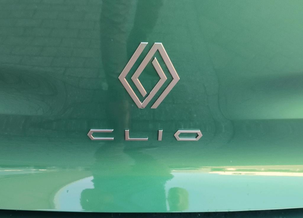 Renault Clio 1.8 hybrid 160 techno - lichtmetalen wielen 18"rythmic