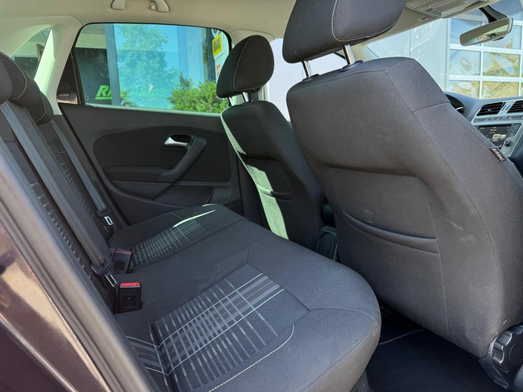 Volkswagen Polo 1.2 tsi lounge * cruise control * stoelverwarming * dab