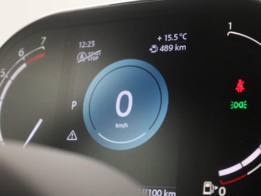 Mini Clubman 1.5 cooper business edition | automaat | navigatie | apple car