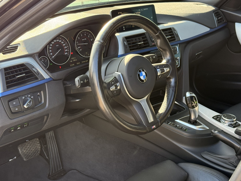 BMW 3-serie 320i m-sport | 360 camera | head-up | leder | schuif / kantel d