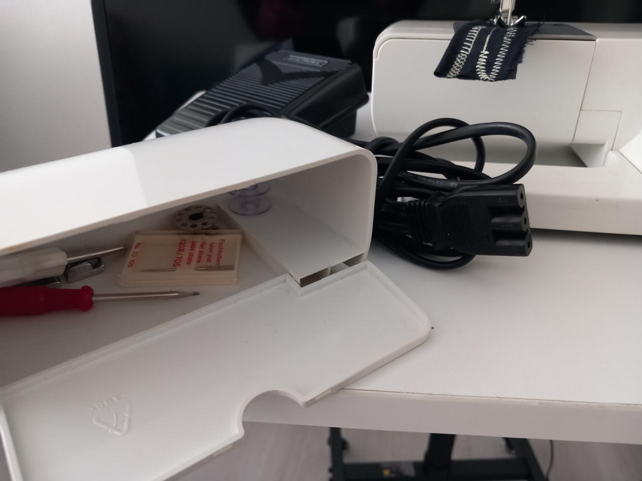 SINGER Lucky Edition naaimachine