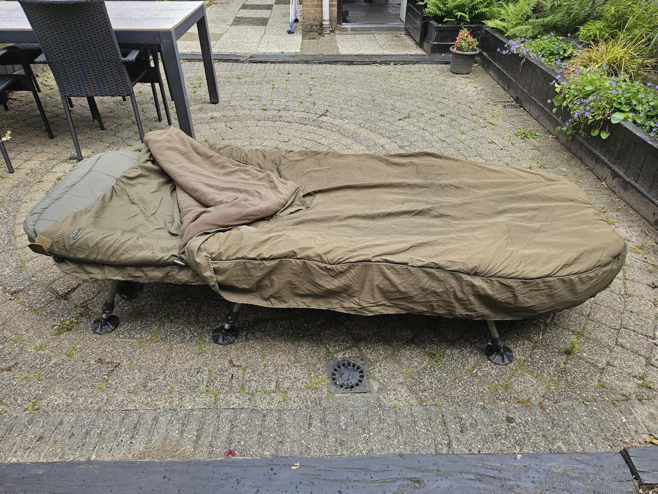 Fox R2 camo stretcher + solar slaapzak