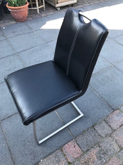 4 stuks eetkamerstoelen