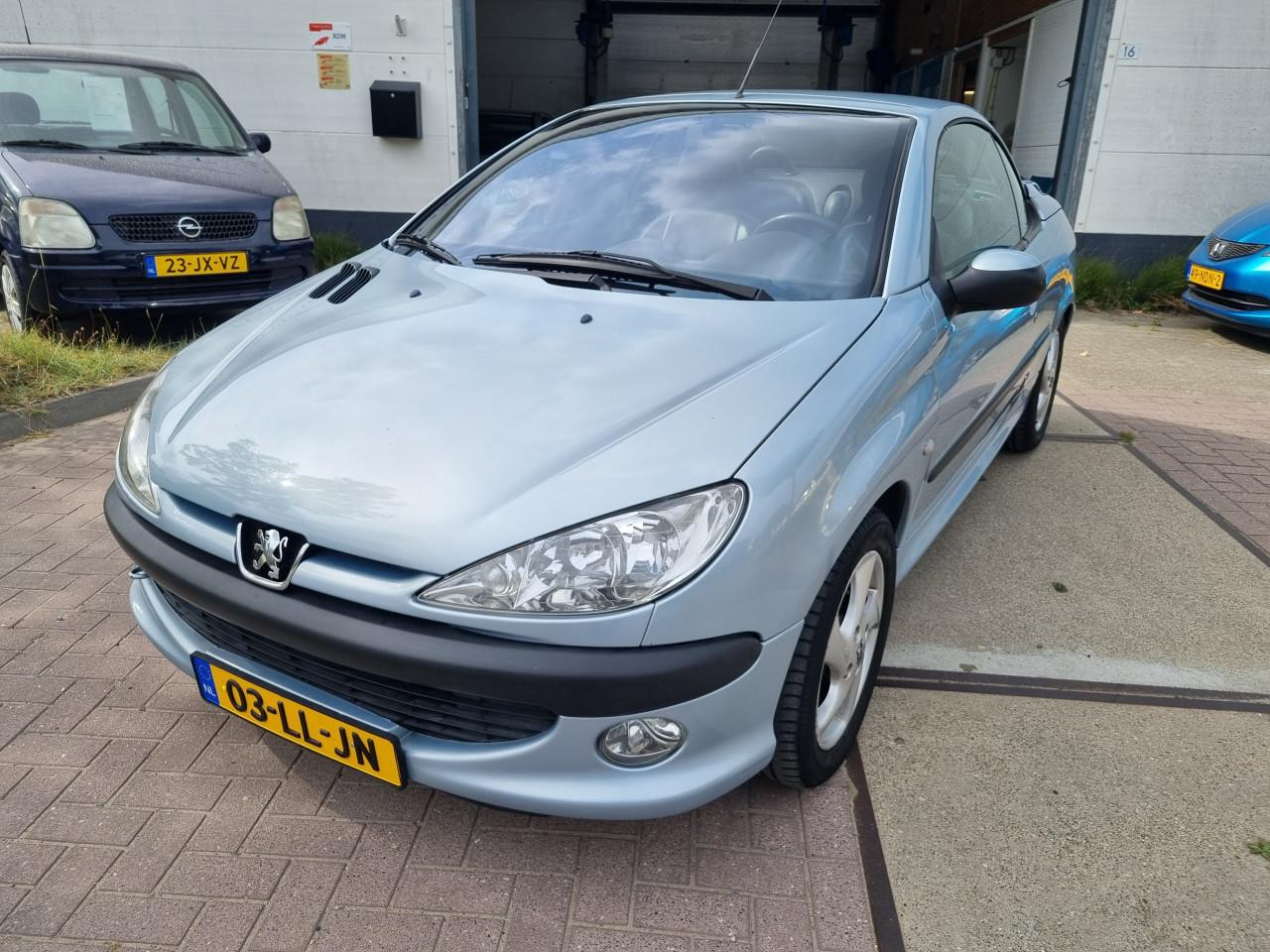 Peugeot 206 CC 1.6-16V Premium