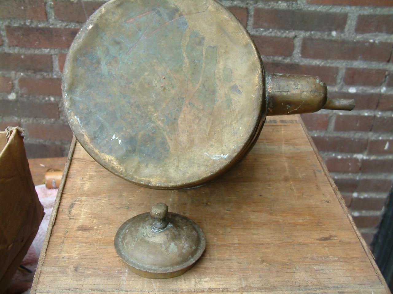 Koperen oude water ketel -echt een oud ding  ook handgemaakt