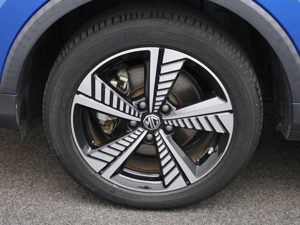 MG Zs Ev mg luxury 45 kwh | panoramadak | leder | camera | carplay / androi