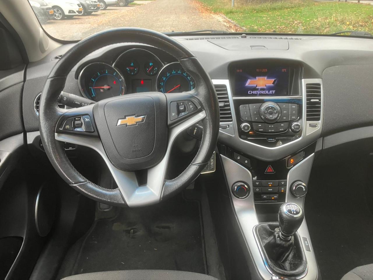 Chevrolet Cruze 1.8