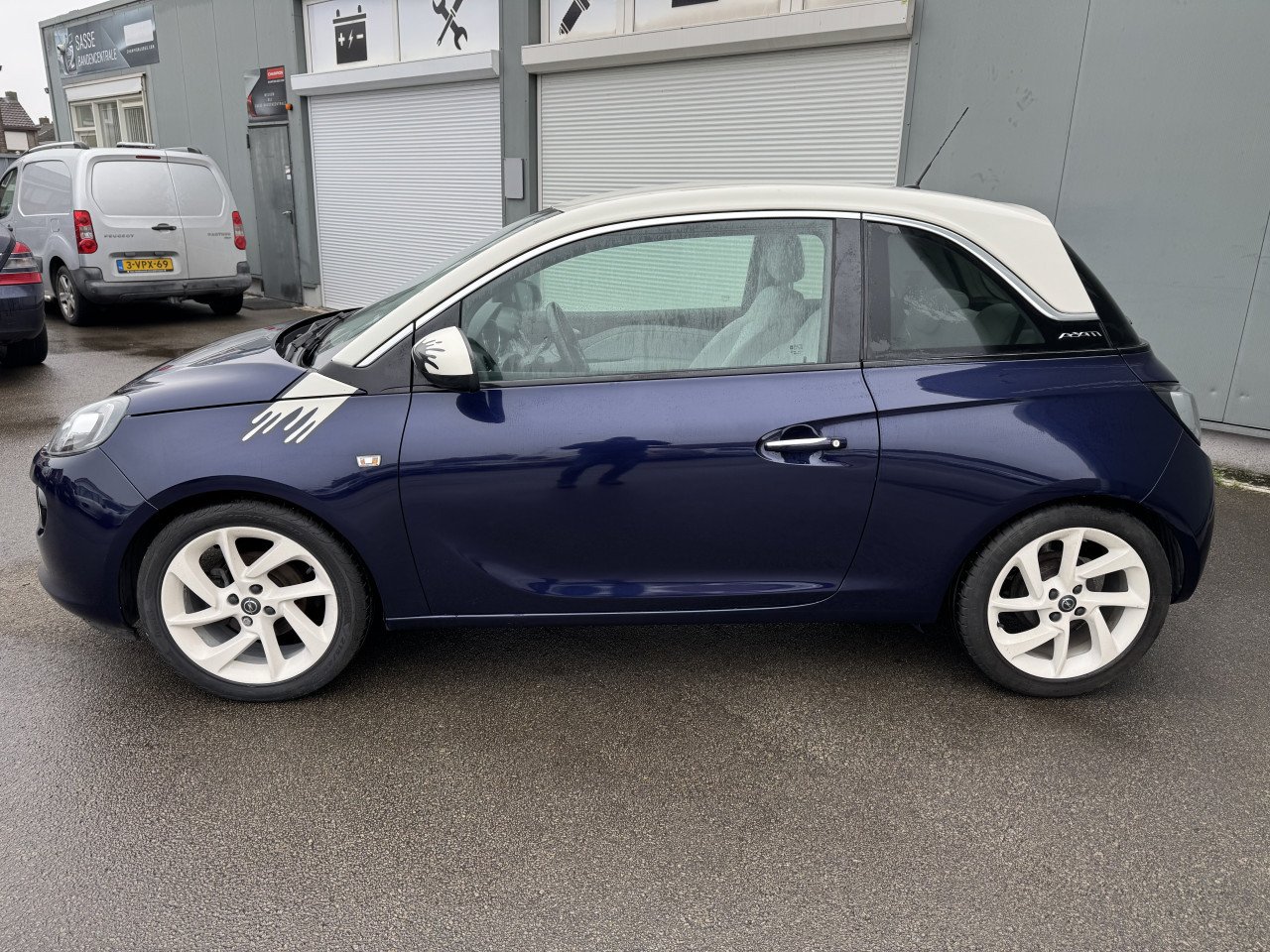 Opel Adam 1.2i Bouwjaar 2013 AIRCO NAP ! ! !