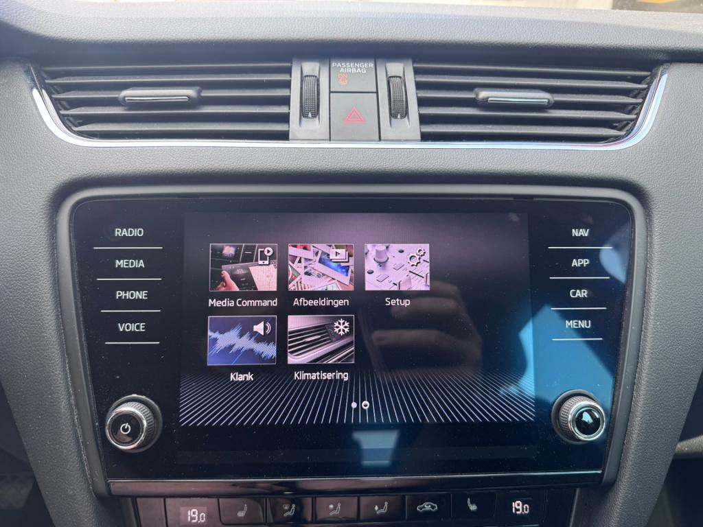 Skoda Octavia 1.5 tsi greentech ambition