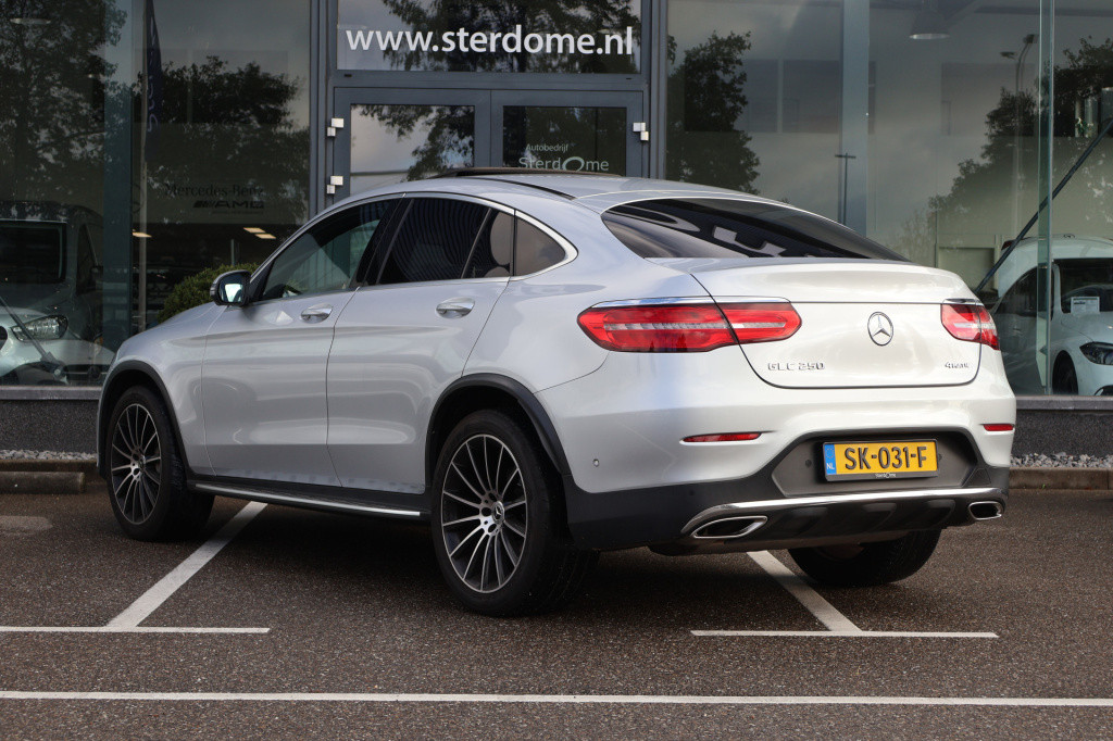 Mercedes-Benz Glc coupé 250 4matic amg premium plus l schuif- kanteldak l d