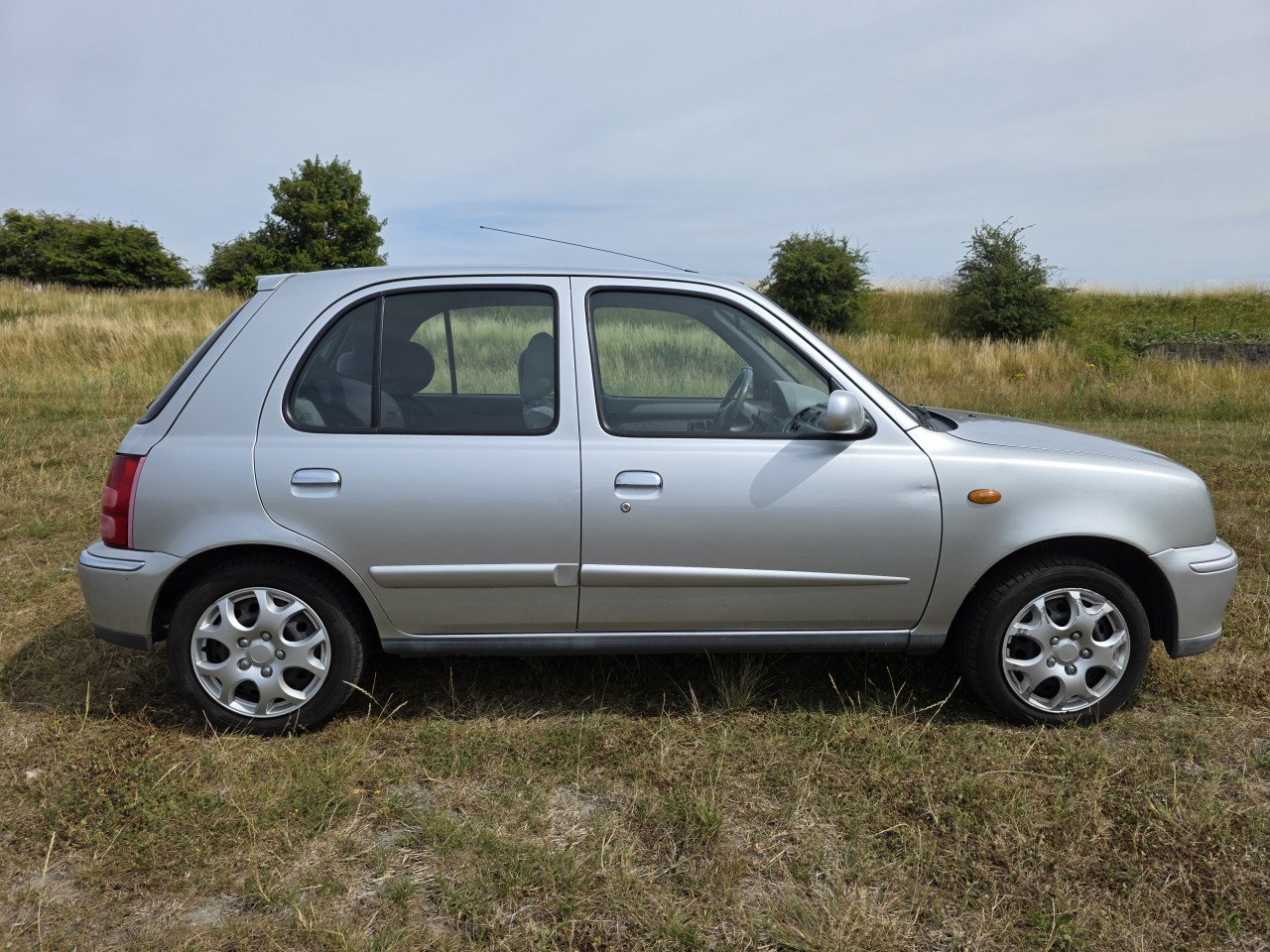 Nissan Micra 1.4 Luxury CVT automaat 5D 118000KM.