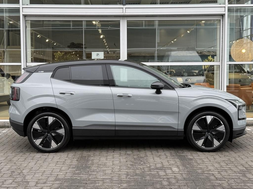 Volvo Ex30 extended plus 272pk/69kwh| adap.cruise| h&k sound| keyless| dab+