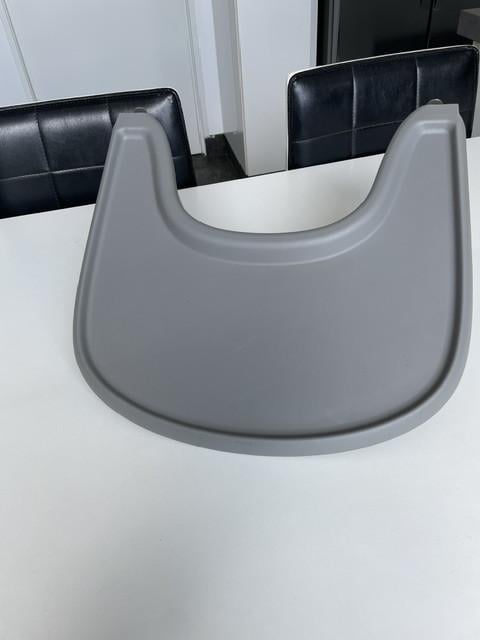Zo goed als nieuwe Stokke Tripp Trapp meegroeistoel incl. babyset
