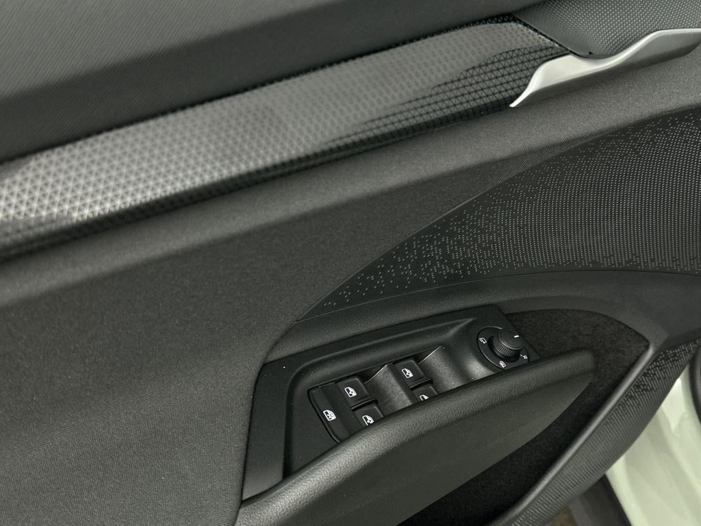 Skoda Elroq limited 50 elektromotor 125 kw / 170 pk suv elektr