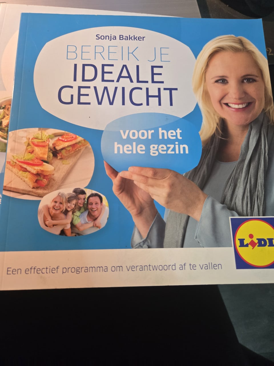 2 dieetboeken "Bereik je ideale gewicht!" Deel 1 en 2 van Sonja Bakker,